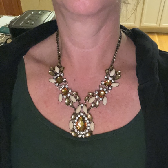 Erica Lyons Statement Necklace - Picture 1 of 8